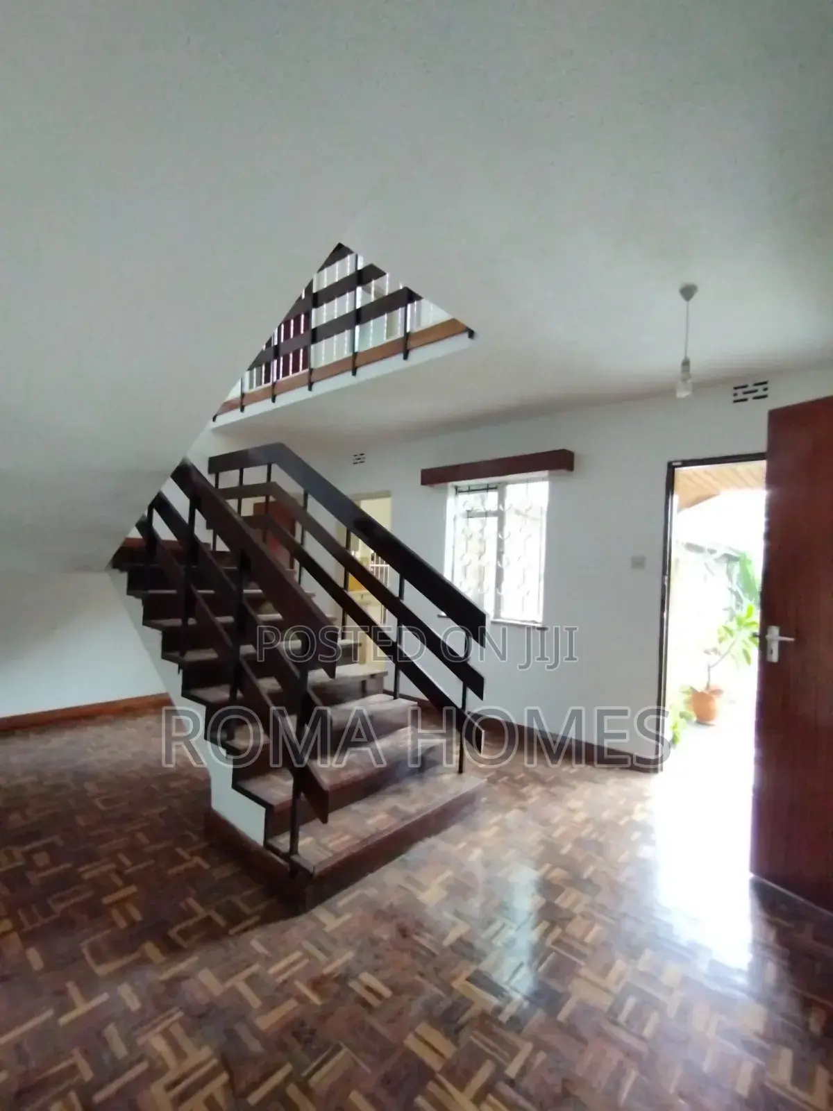 4bdrm Bungalow in Lavington, Muthangari for rent