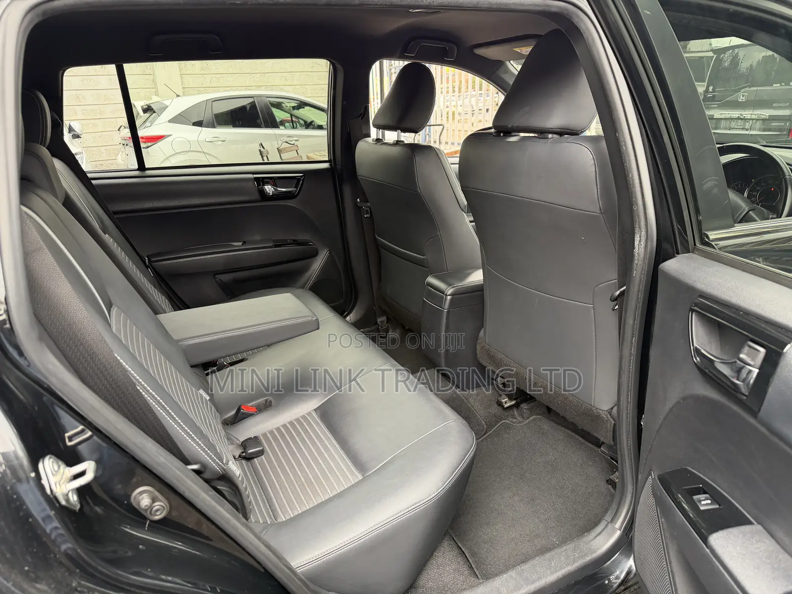Toyota Corolla Fielder 1.5 Petrol AWD 2019 Black