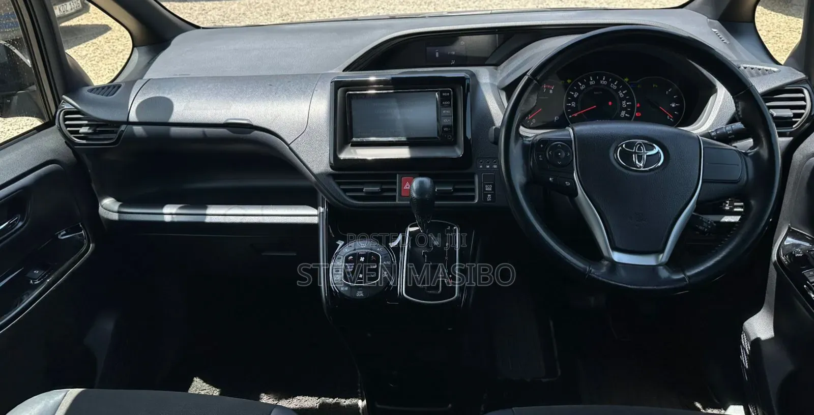 Toyota Noah 2.0 FWD (8 Seater) 2020 Black
