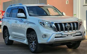 Toyota Land Cruiser Prado 2017 White
