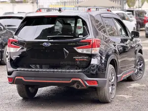 Subaru Forester Premium AWD 2020 Black