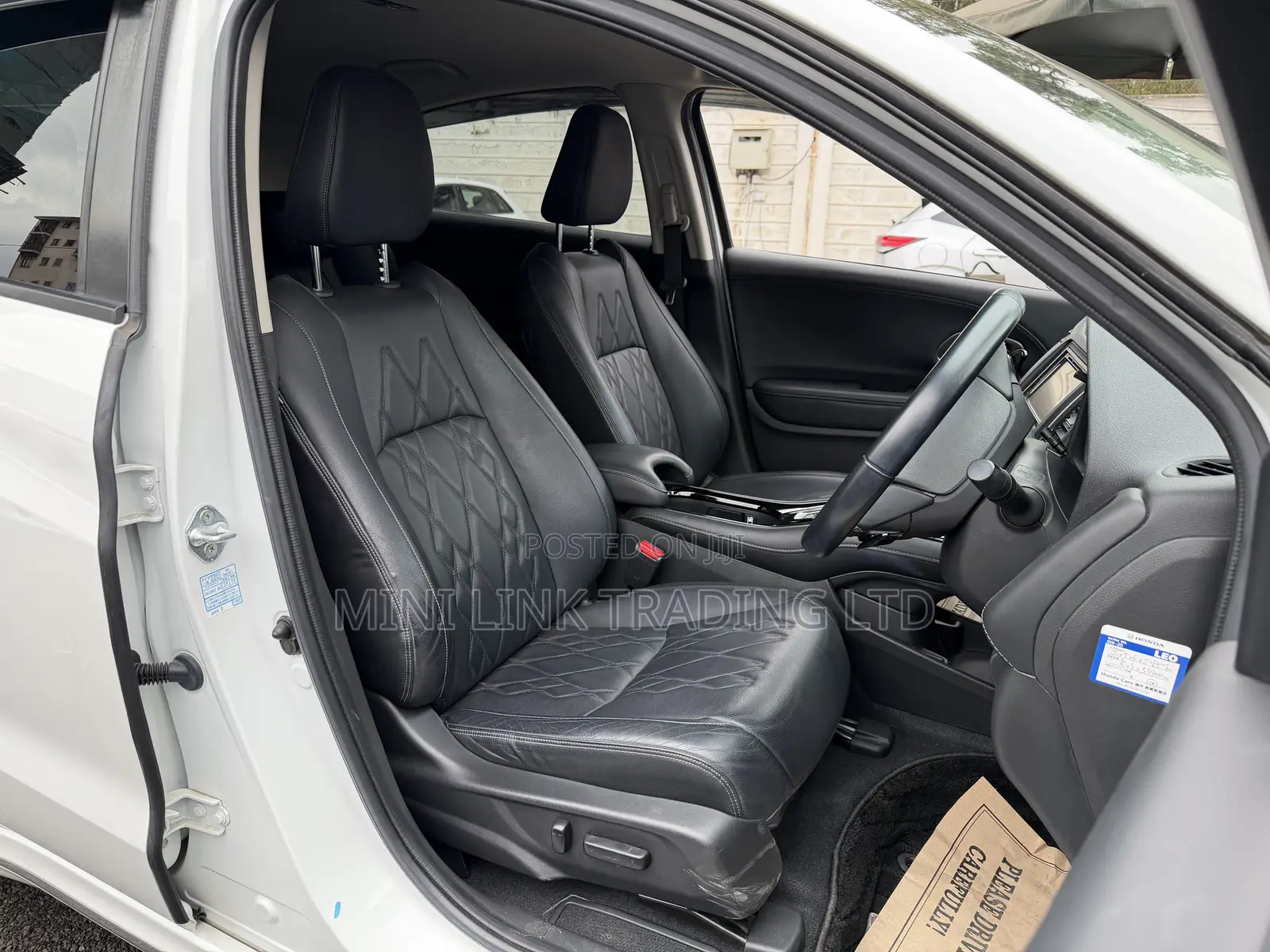 Honda Vezel 1.5 Hybrid 2WD 2019 Pearl