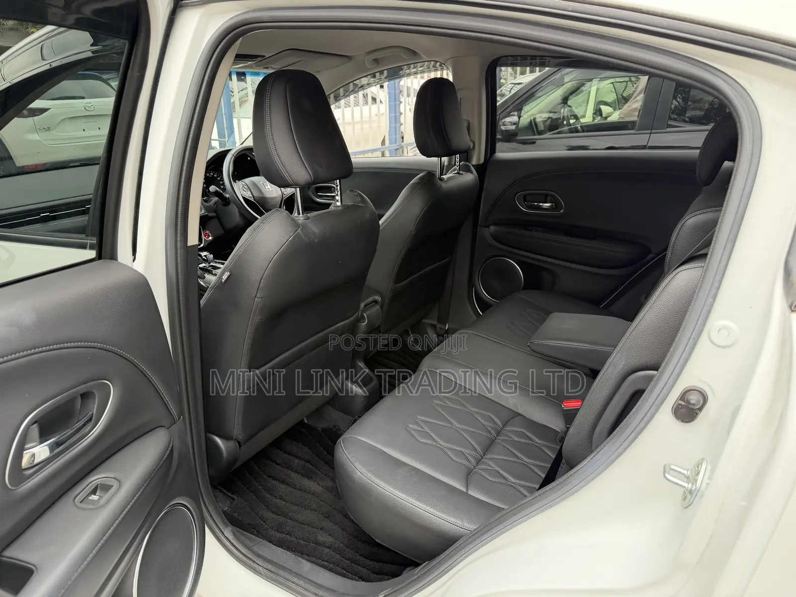 Honda Vezel 1.5 Hybrid 2WD 2019 Pearl