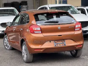 Suzuki Baleno 2020 Orange