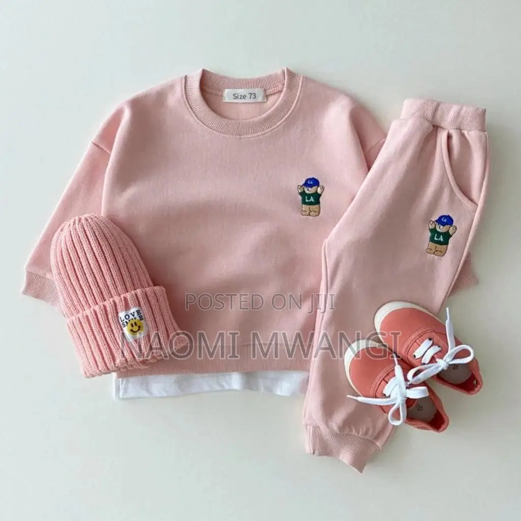 L.A Bear 2 Piece Sweatshirt and Pants