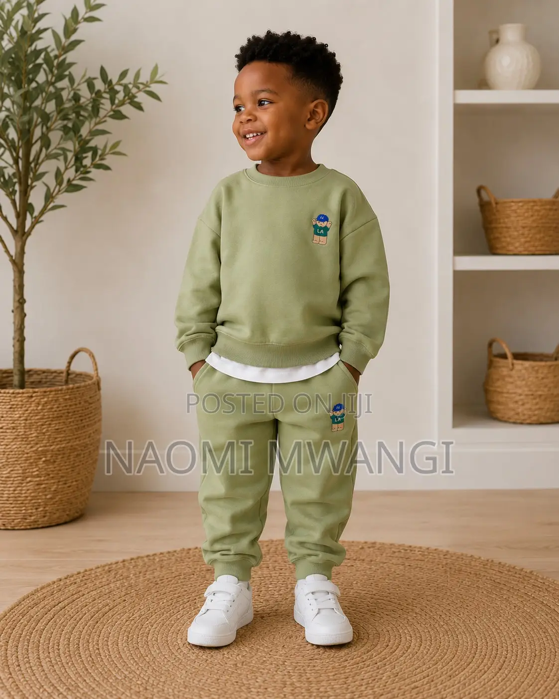 L.A Bear 2 Piece Sweatshirt and Pants