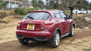Nissan Juke 2015 Maroon
