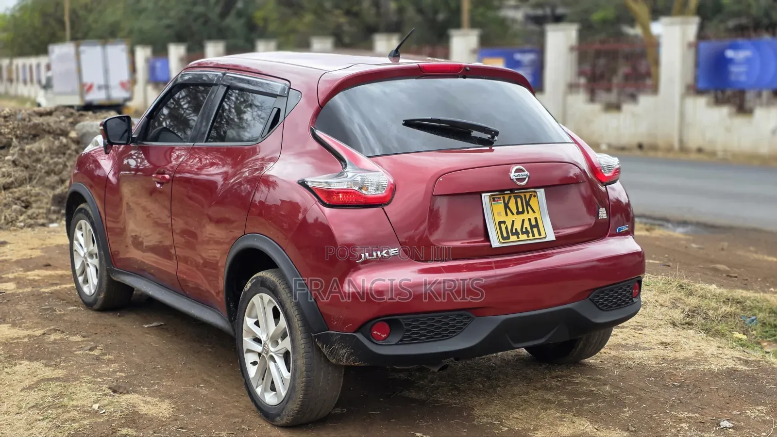 Nissan Juke 2015 Maroon