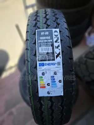 195R15C Onyx Tyre