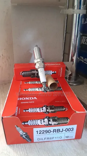 Spark Plugs for Honda  Dilfr6f11g