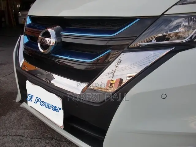 Nissan Serena 2019 White