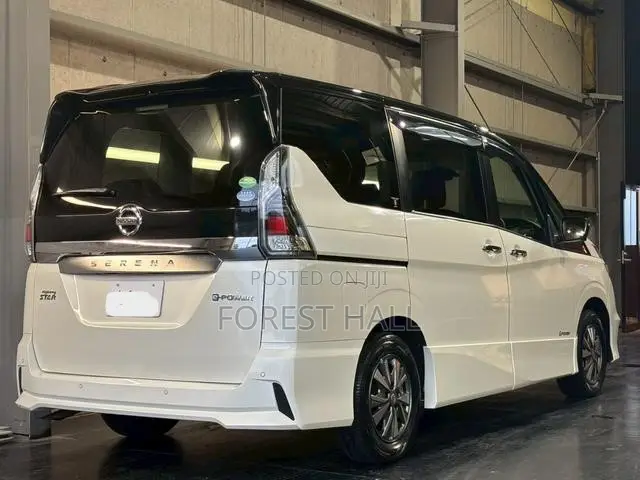 Nissan Serena 2019 White