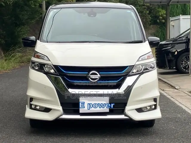 Nissan Serena 2019 White