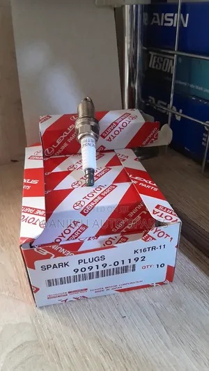 Spark Plugs for Toyota Lexus K16tr-11