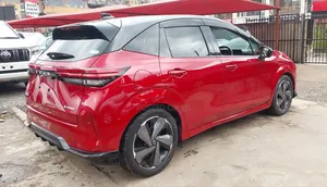 Nissan Note 1.2 Hybrid 2021 Red