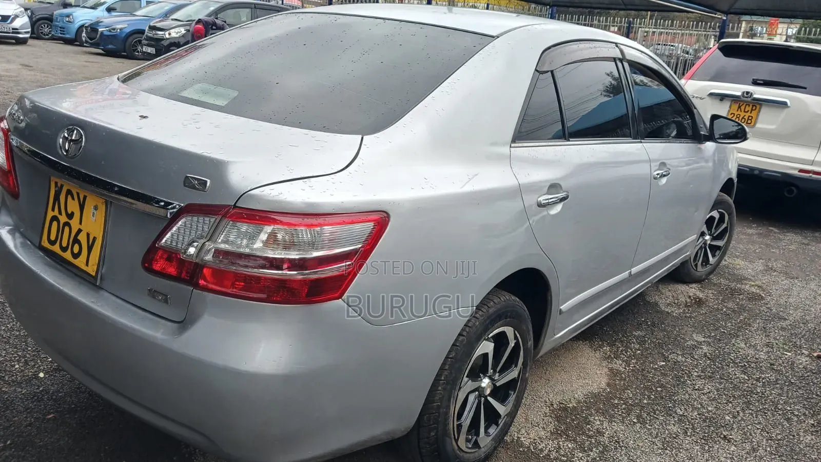 Toyota Premio 2013 Silver
