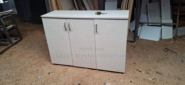 Custom Kitchen Cabinet