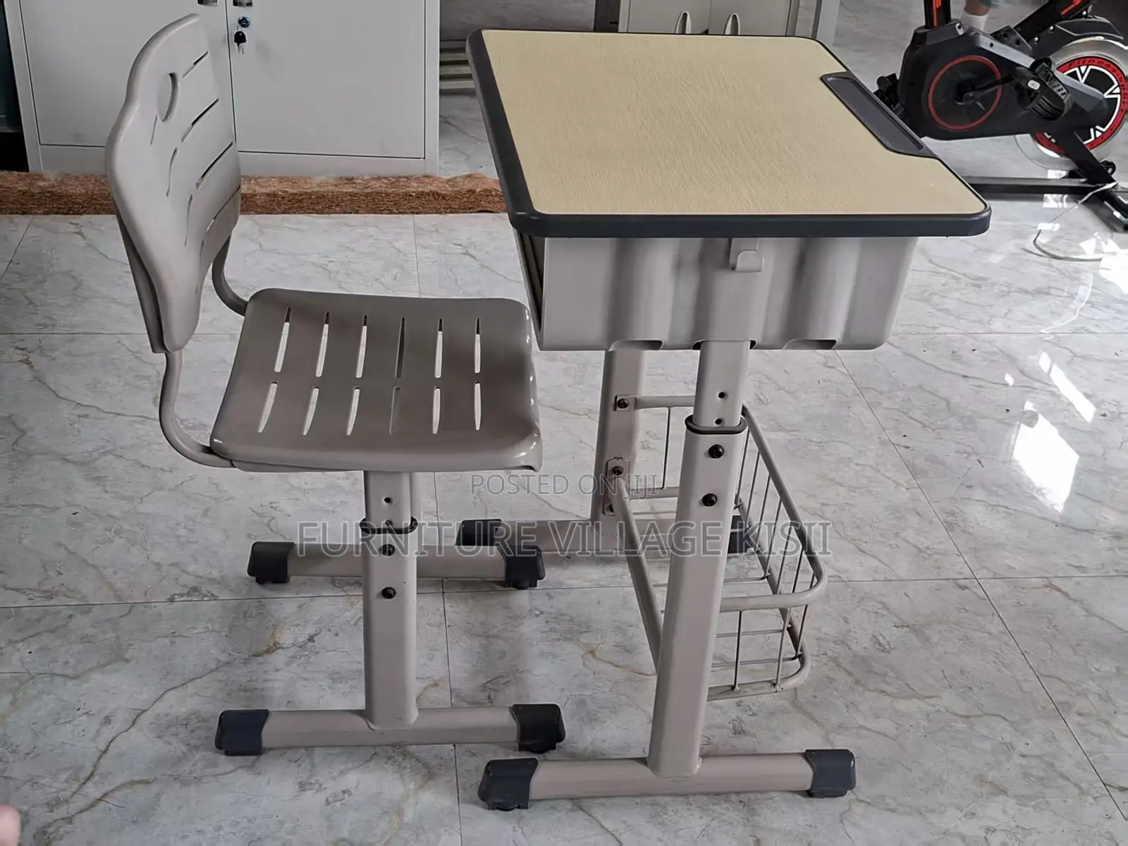 Kids Furniture; Adjustable Kids Furniture Online