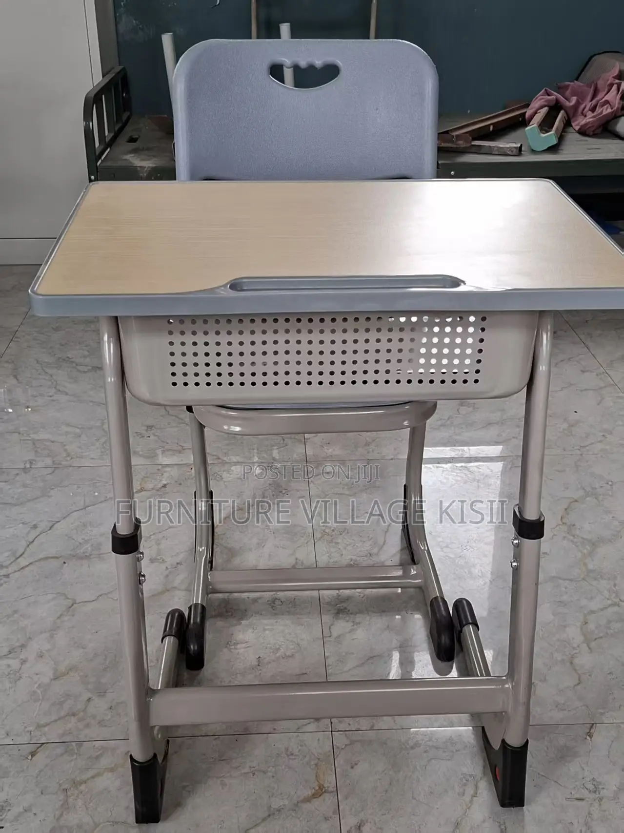 Kids Furniture; Adjustable Kids Furniture Online