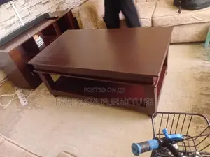 Mahogany-Finish Wooden Coffee Table