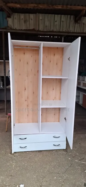 Whhite Fitted Wardrobes