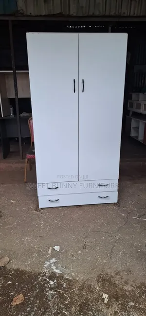 Whhite Fitted Wardrobes