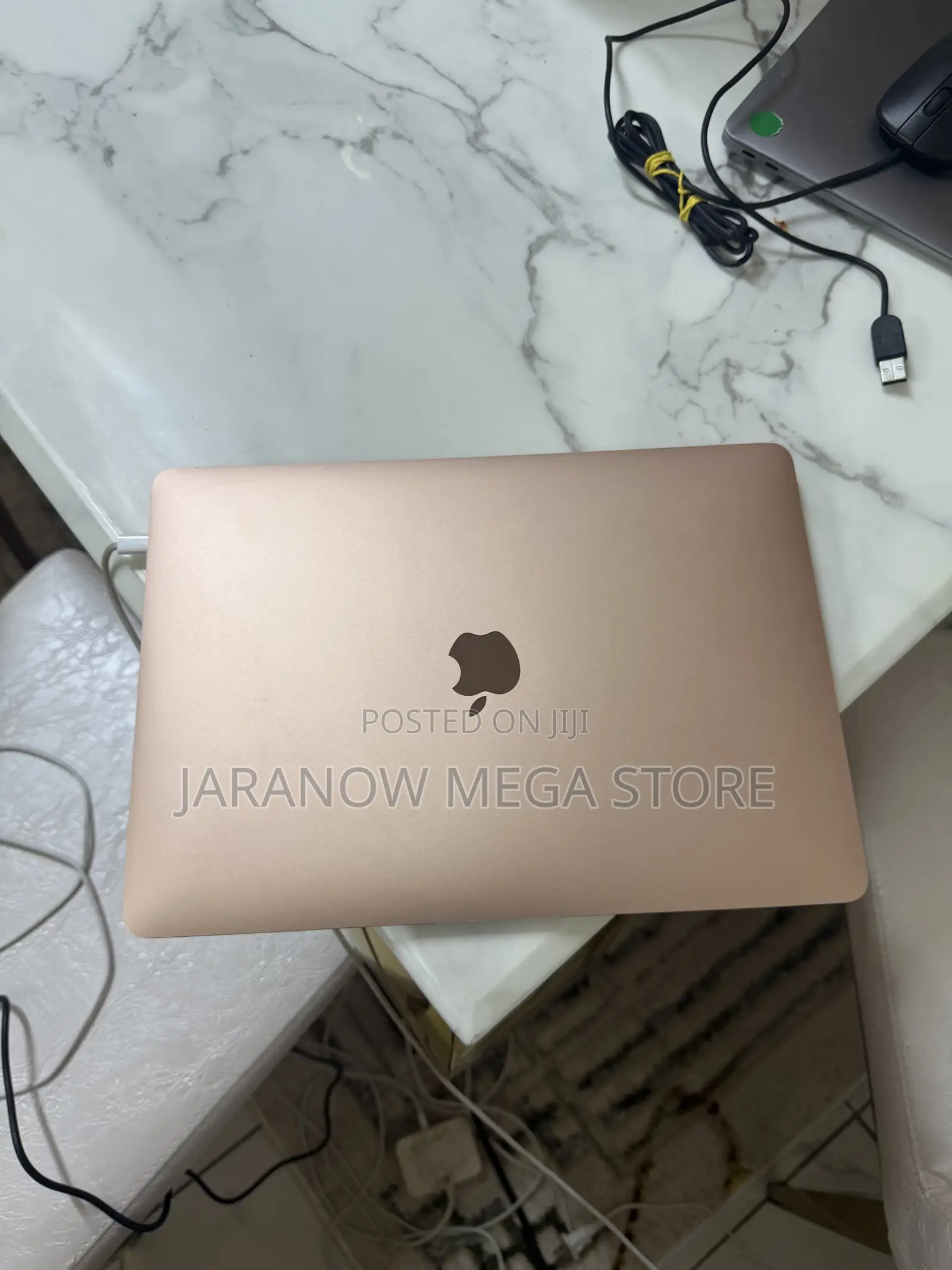 Laptop Apple MacBook Air 2020 8GB Intel Core i3 SSD 256GB