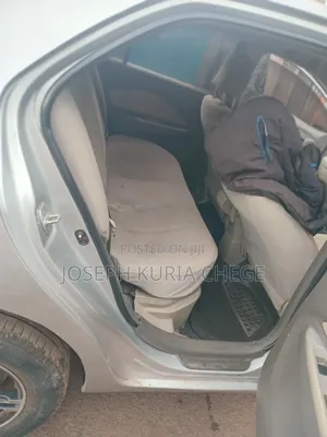 Toyota Belta 2012 Silver