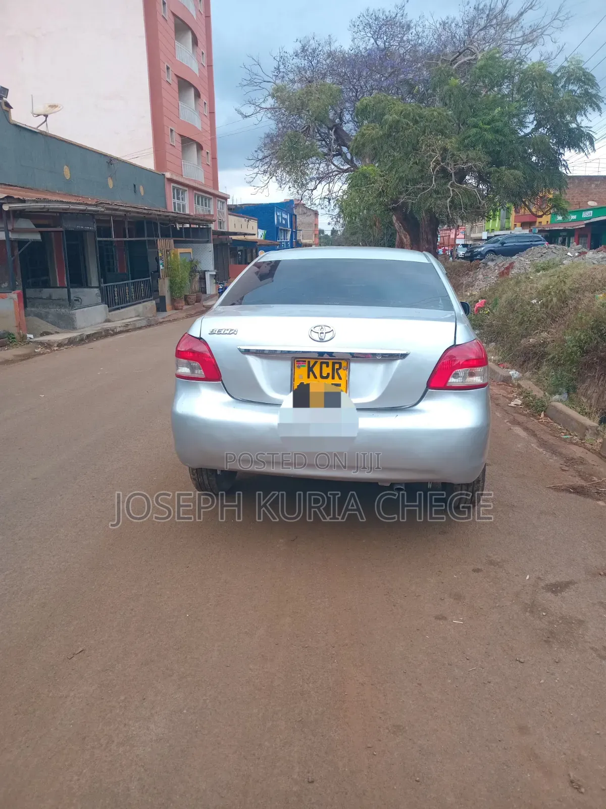 Toyota Belta 2012 Silver