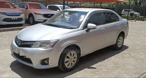 Toyota Axio 1.5 G 2WD 2013 Silver