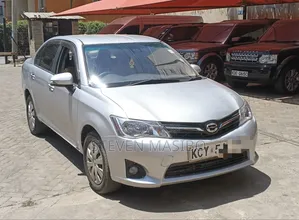 Toyota Axio 1.5 G 2WD 2013 Silver