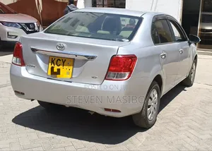 Toyota Axio 1.5 G 2WD 2013 Silver