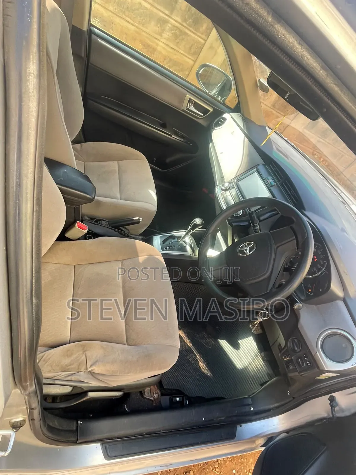 Toyota Axio 1.5 G 2WD 2013 Silver