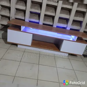 5FT Entertainment TV Stand – Stylish Television Cabinet