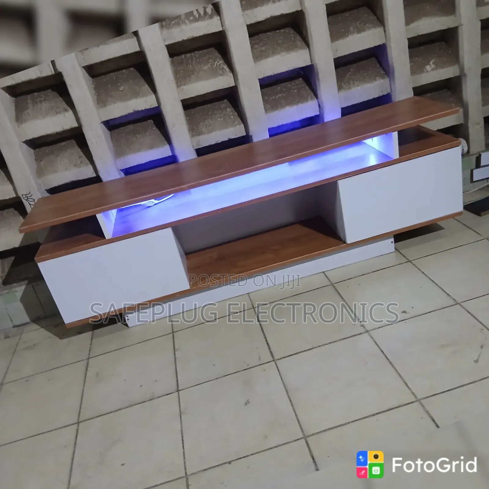5 Feet TV Cabinet – Modern Living Room TV Stand