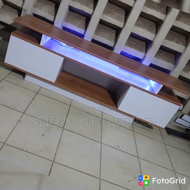 5FT TV Stand – Modern & Stylish Entertainment Unit