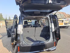 Mitsubishi Delica 2016 Black