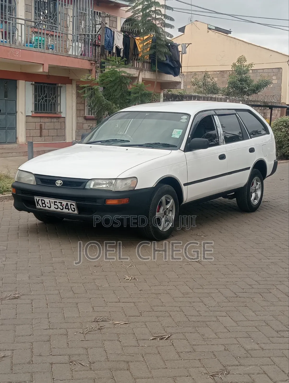 Toyota Corolla 2001 White