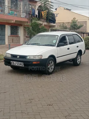 Toyota Corolla 2001 White