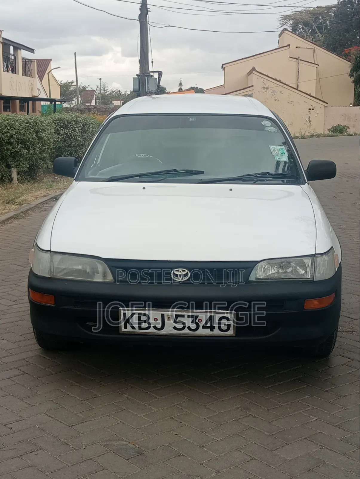 Toyota Corolla 2001 White