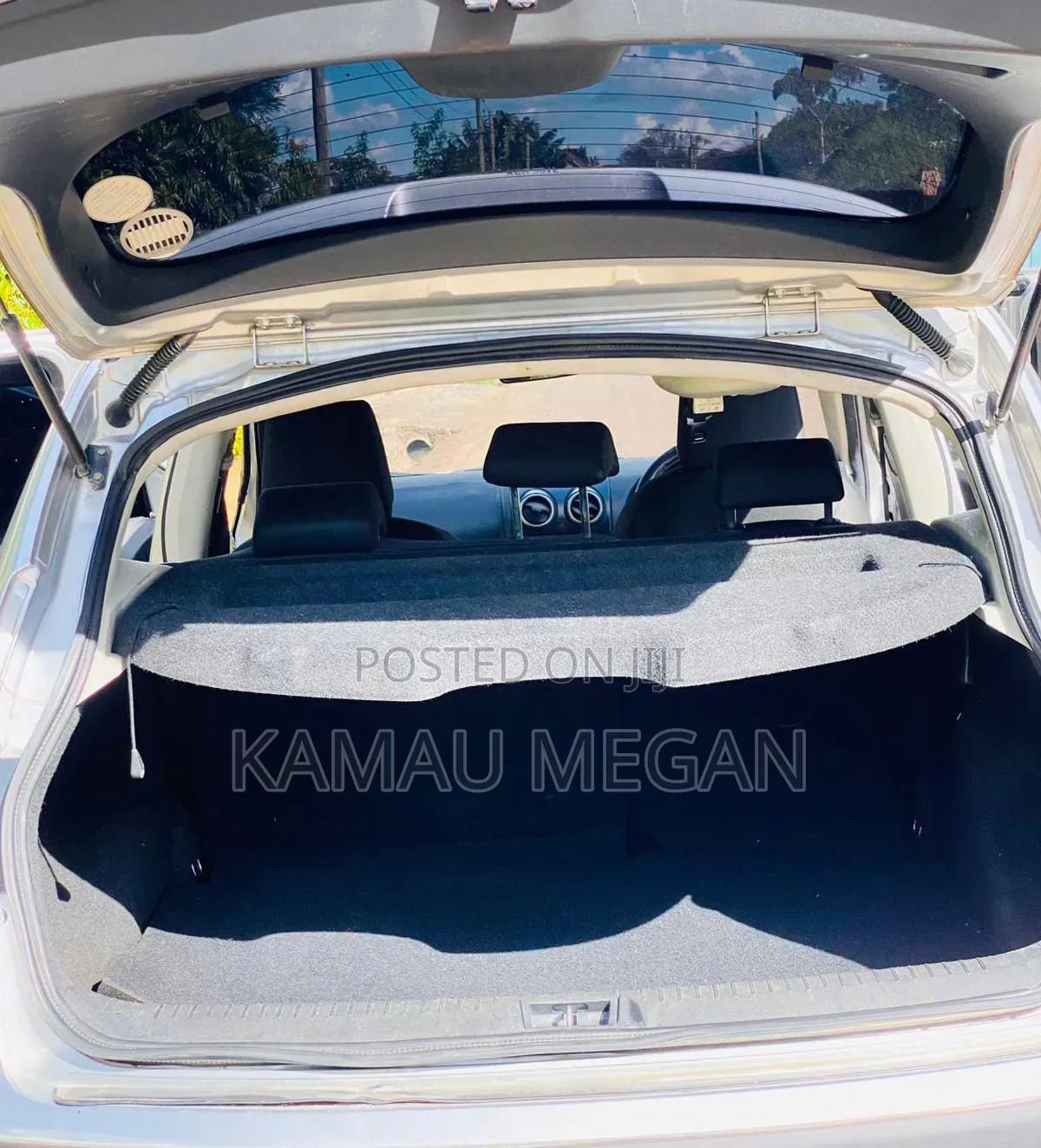 Nissan Dualis 2012 Black