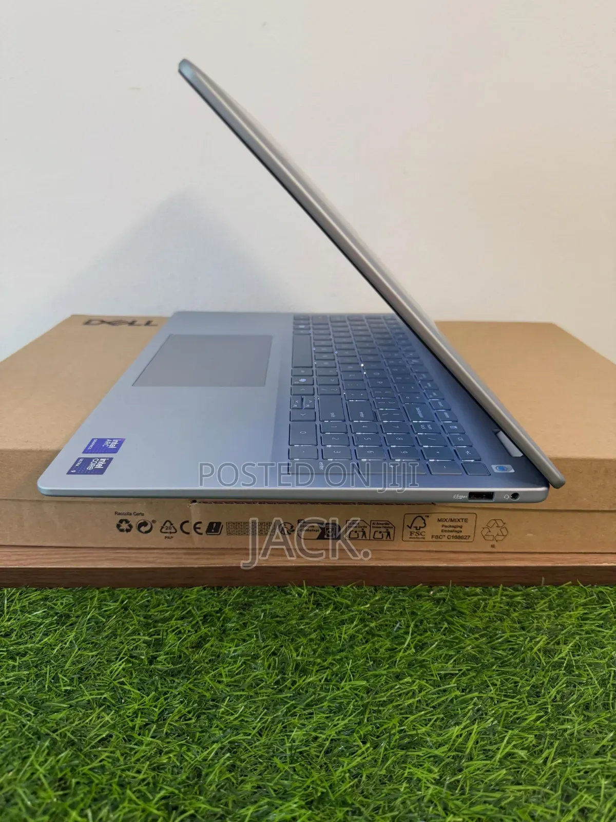 Laptop Dell Inspiron 16 Plus 7640 32GB Intel Core Ultra 9 SSD 2T