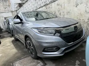 Honda Vezel 1.5 2WD 172 hp 2019 Silver