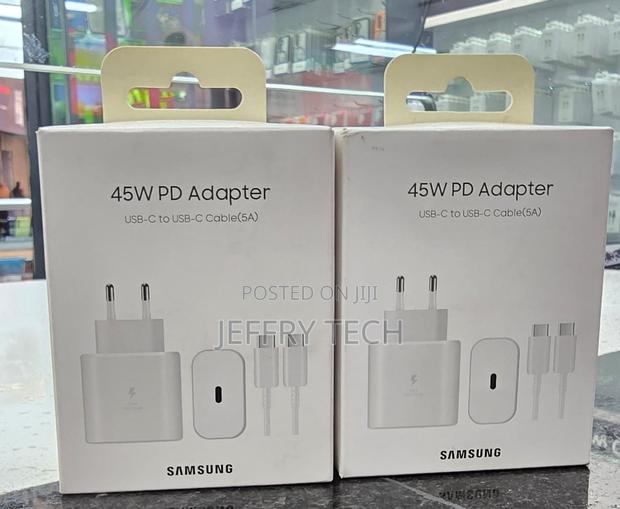 Samsung 45W PD Adapter With a USB-C to USB-C Cable (5A).