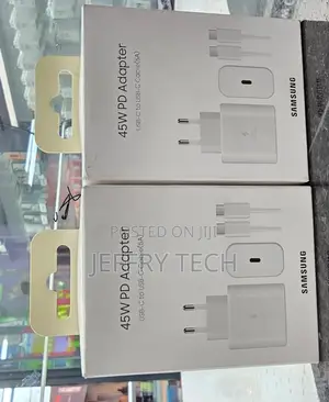Samsung 45W PD Adapter With a USB-C to USB-C Cable (5A).