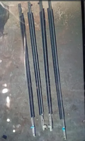 Weather Strips Voxy 2008,2010......