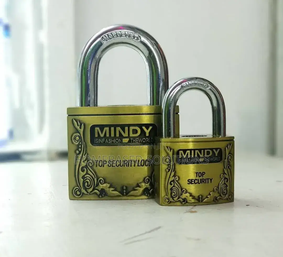 World Class Mindy Padlock