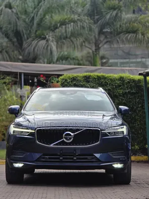 Volvo XC60 2020 Blue