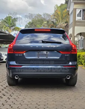 Volvo XC60 2020 Blue