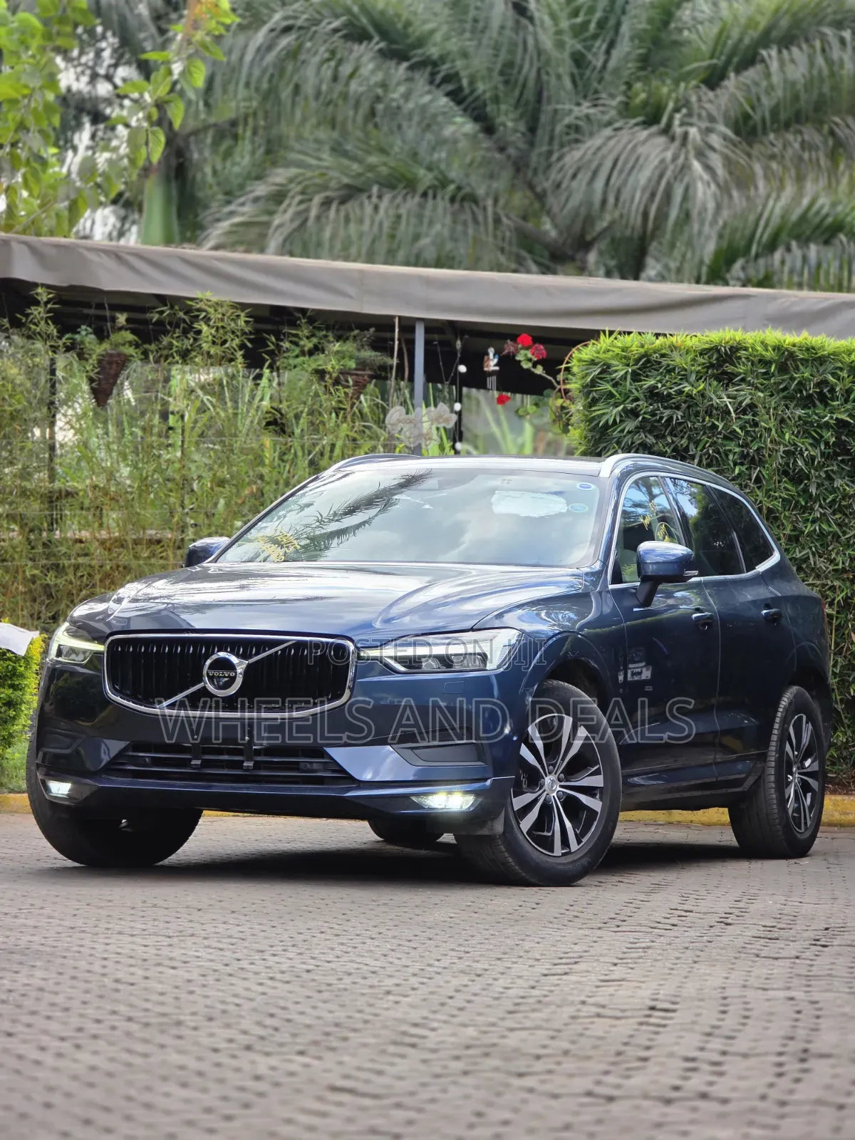 Volvo XC60 2020 Blue